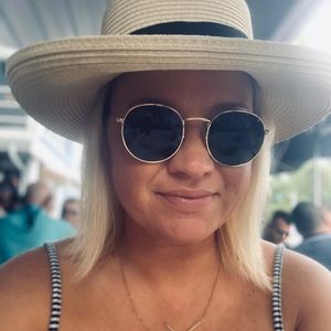 Meet your Posher, Kerri